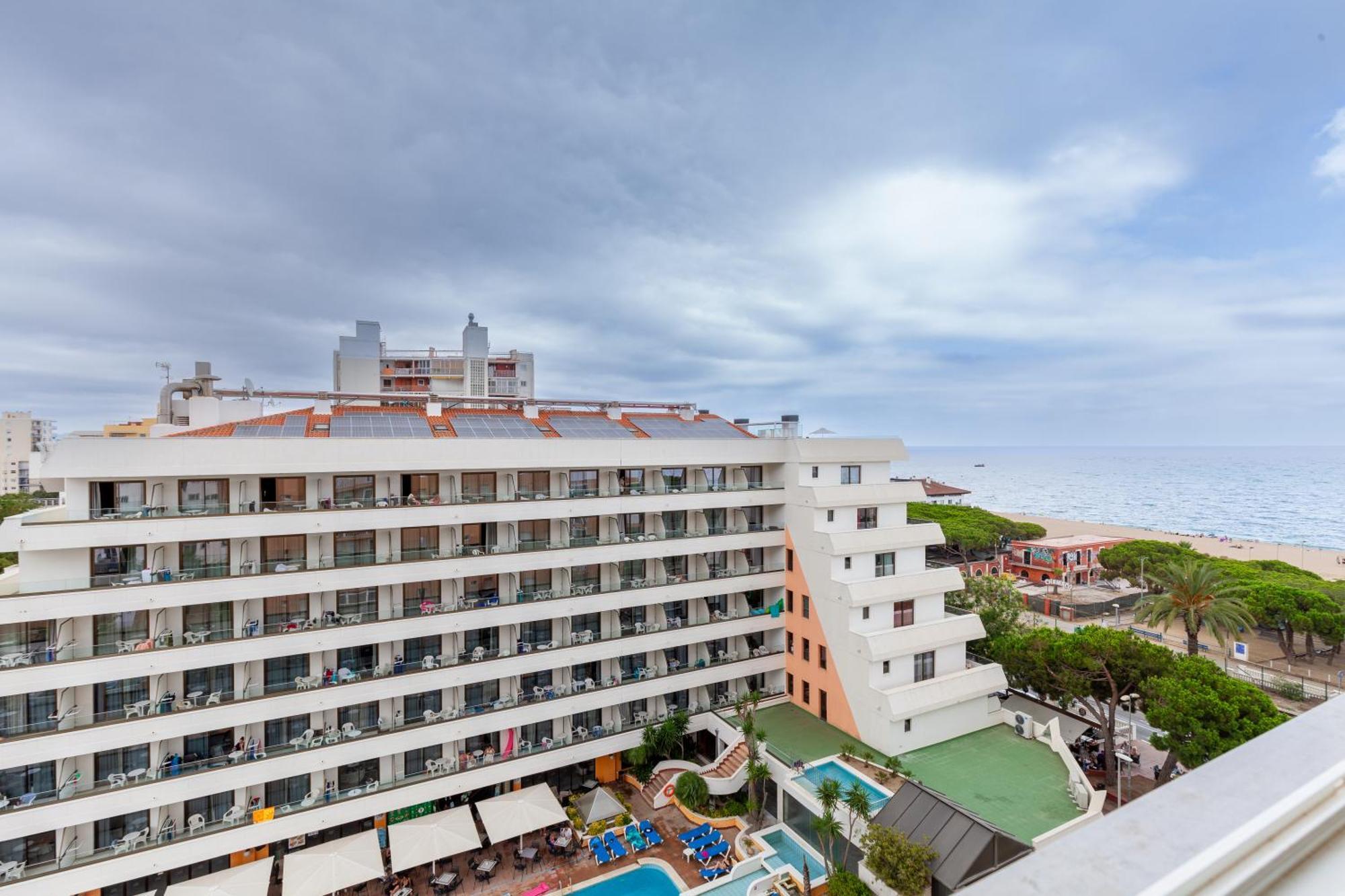 Sea View Apartments Malgrat de Mar Esterno foto